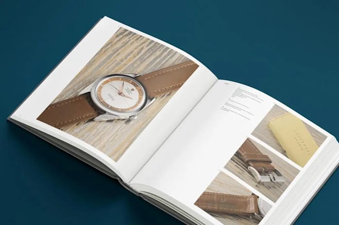 Double page ouverte du magazine Universal Genève avec montre vintage, bracelet brun et notes de collection